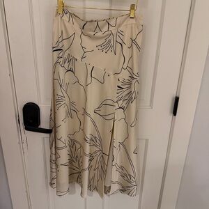 Banana Republic Cream and Black Floral A-Line Skirt
